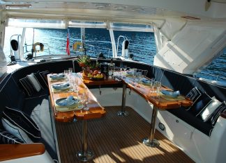 The Benefits of Investing in a Deck Boat - deck boat vs pontoon